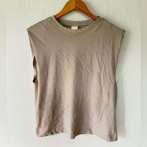 5 for $35! H&M Sleeveless Taupe Women's Top